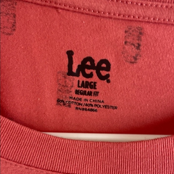 Lee Men's Coral Patterned Tee - Picture 2 of 4